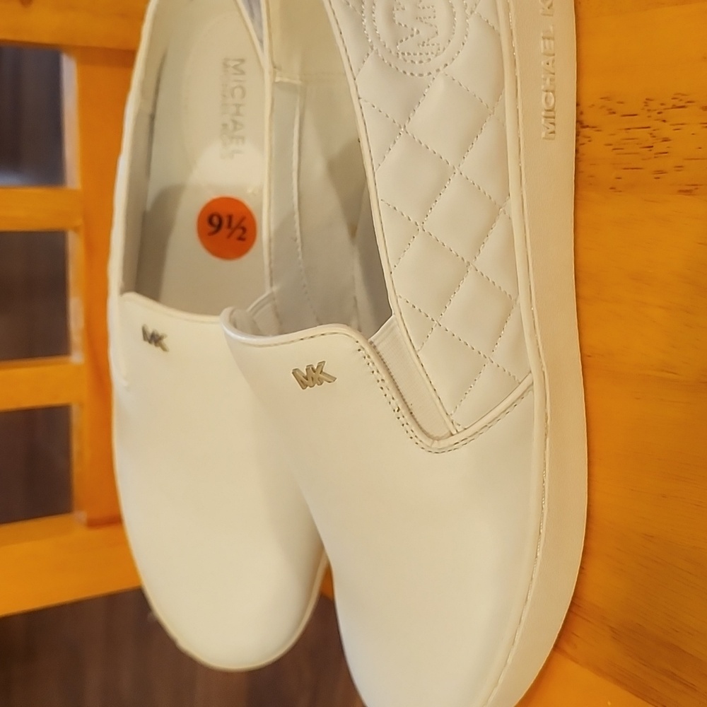 Michael Kors Cream Slip Women's Loafers - Picture 5 of 5